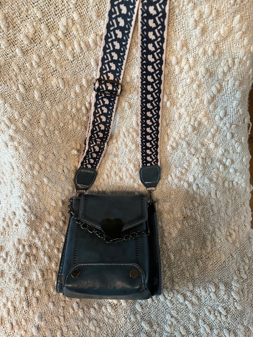 Teal Heart-Accent Crossbody Bag with Patterned Strap